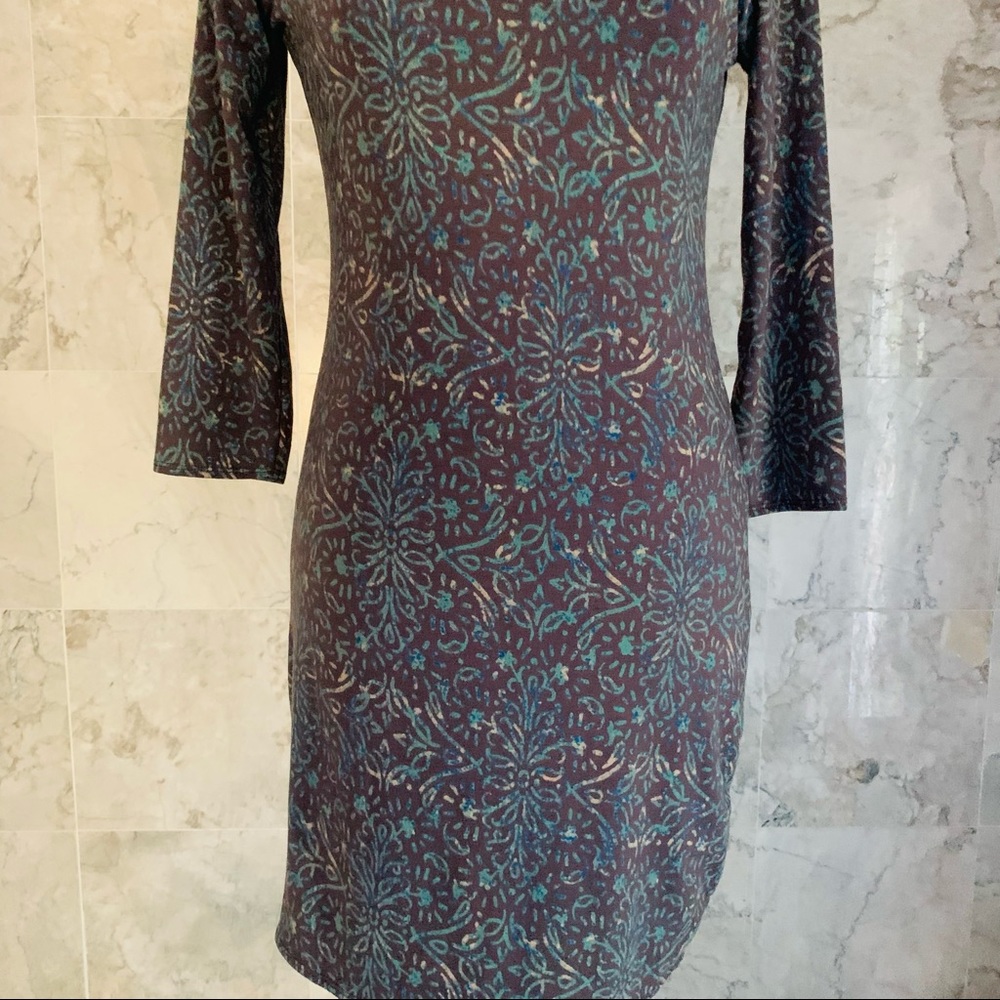 O’Neil Caldwell Printed Body Contoured Dress - Picture 4 of 9